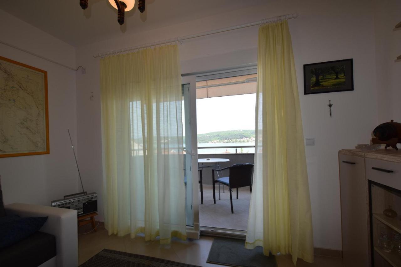 Apartment Miletic Čižići Bagian luar foto