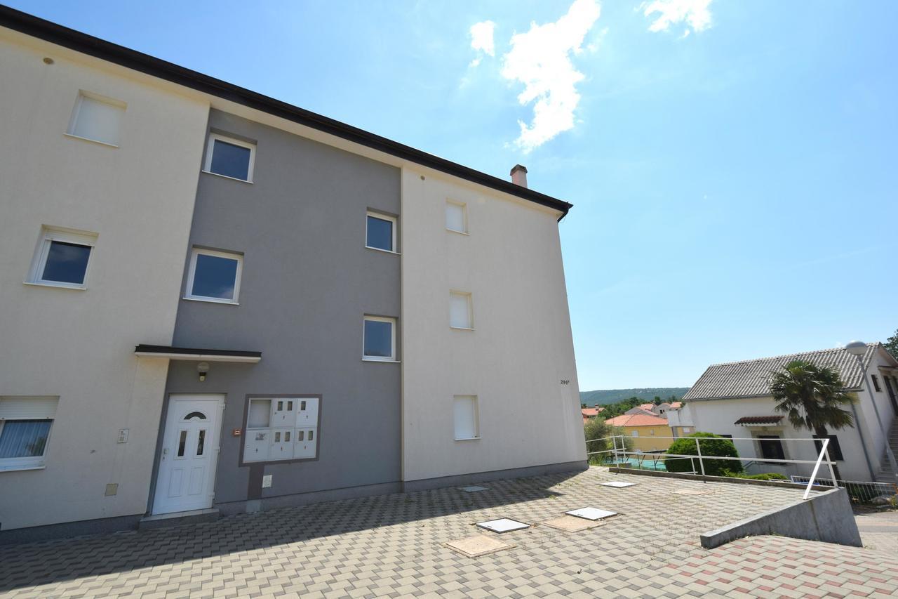 Apartment Miletic Čižići Bagian luar foto